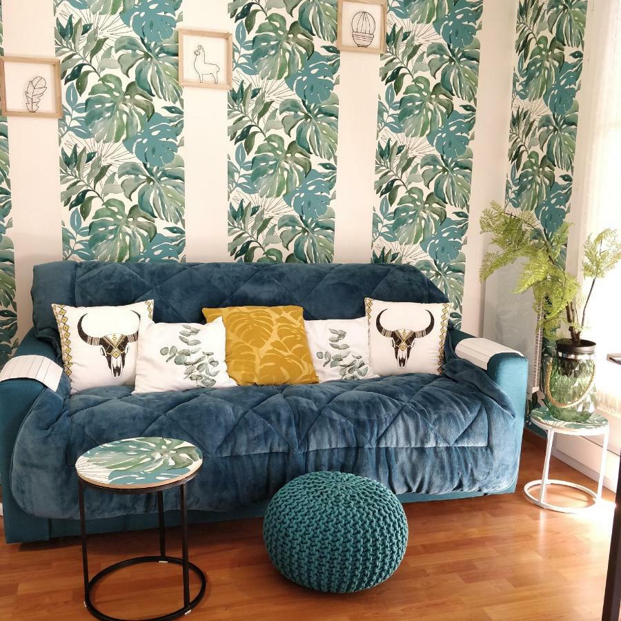Studio Royal By Beds4Wanderlust - Place Du Marche Avec Parking Prive フォンテーヌブロー エクステリア 写真